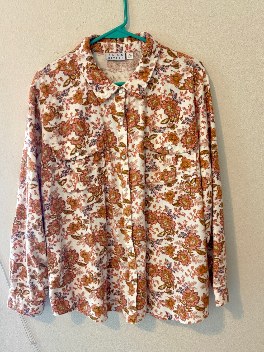 Joan Rivers XL FALL colors in light flannel